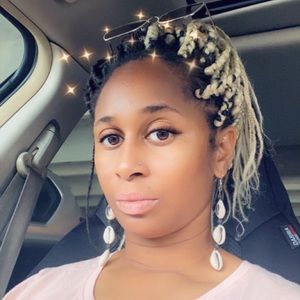 Meet your Posher, Wednesday